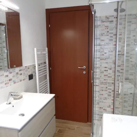Wonderful In Center Apartman *
